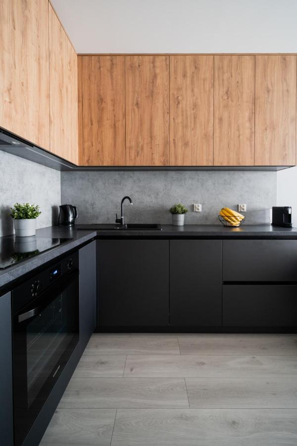 Uroczy Apartament Obok Sky Towera Daire Wrocław Dış mekan fotoğraf
